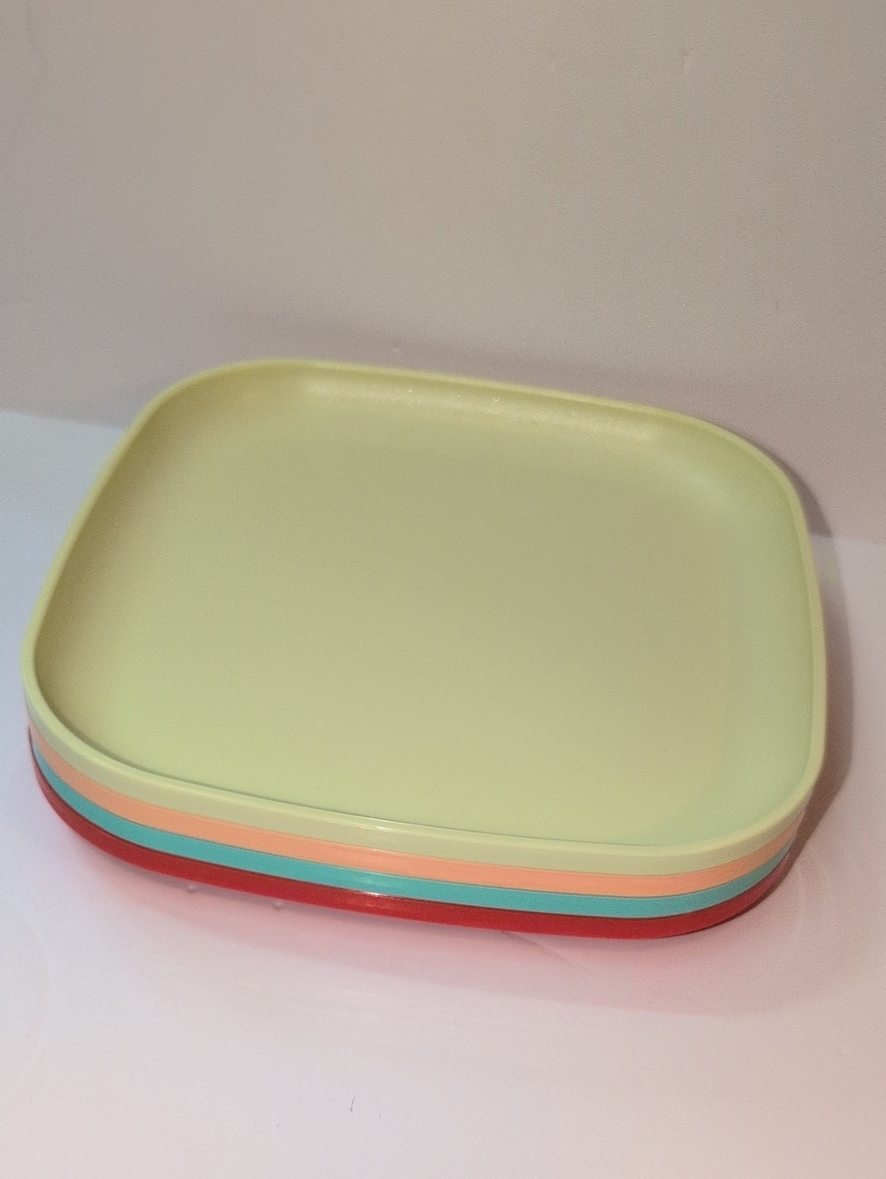 Tupperware®️ Luncheon Plates